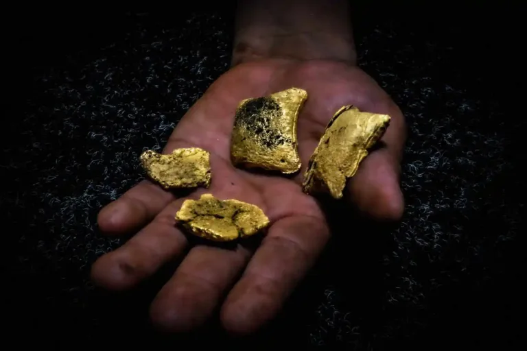 oro ilegal en Perú